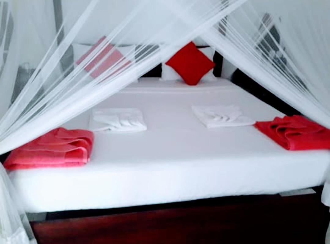 Beach House Kalukatiya - Family Villa, Seaview Room, Garden Room Dikwella Ngoại thất bức ảnh