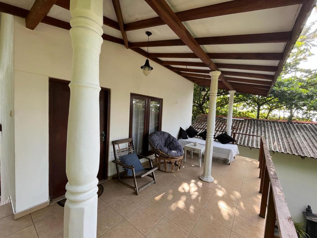 Beach House Kalukatiya - Family Villa, Seaview Room, Garden Room Dikwella Ngoại thất bức ảnh