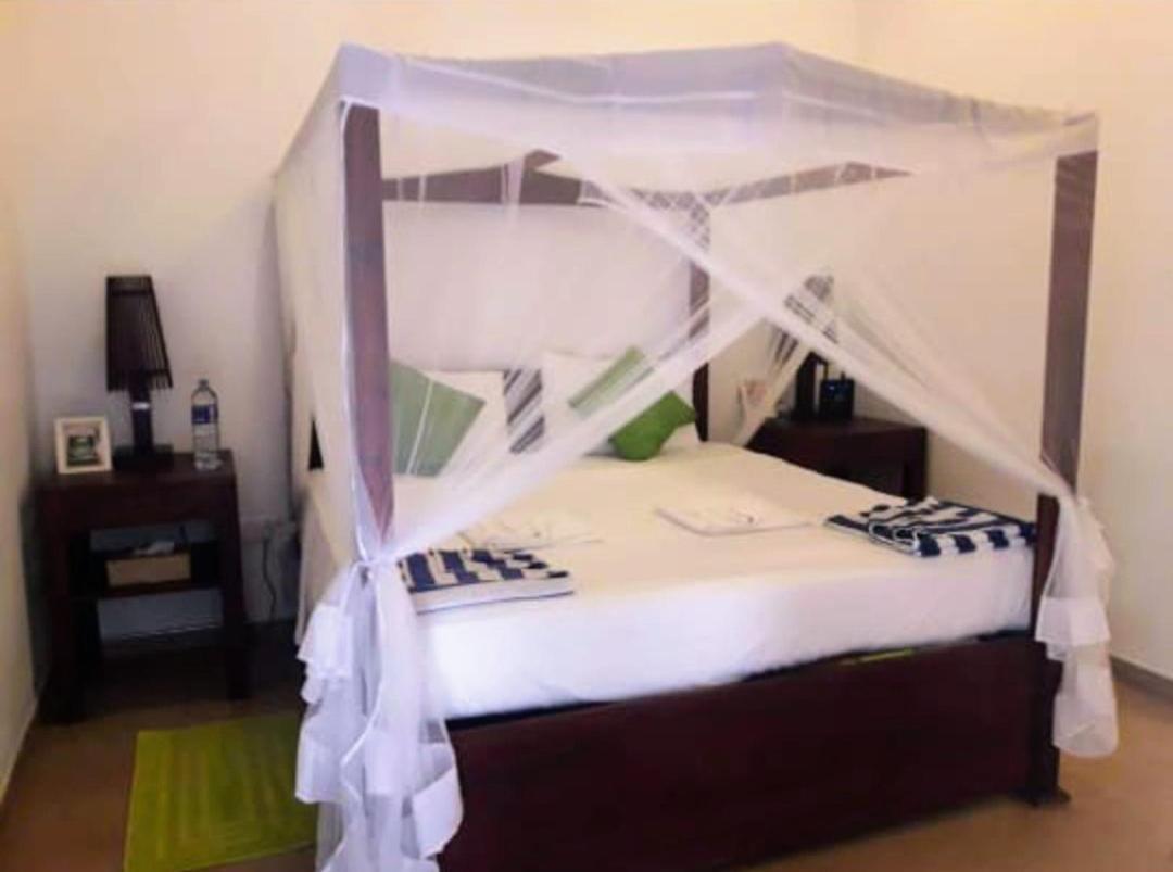 Beach House Kalukatiya - Family Villa, Seaview Room, Garden Room Dikwella Ngoại thất bức ảnh