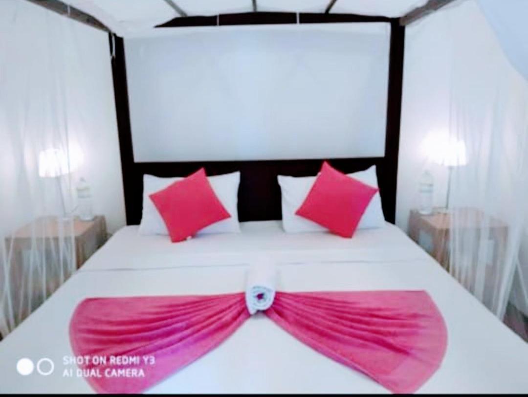 Beach House Kalukatiya - Family Villa, Seaview Room, Garden Room Dikwella Ngoại thất bức ảnh